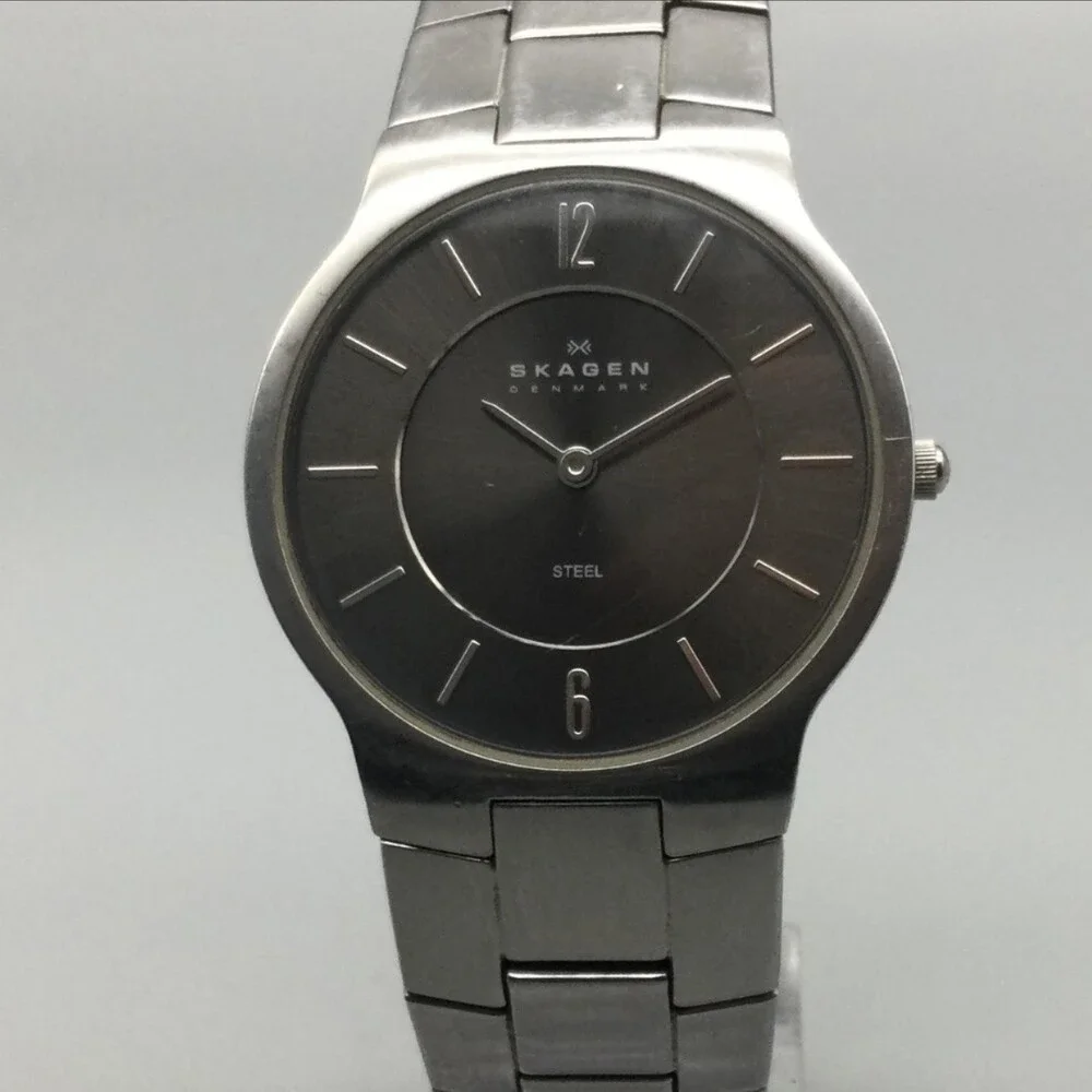 Skagen Denmark 572LSXM Womens Watch 34mm Gray Dial Stainless New Battery 8